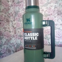 Термос STANLEY CLASSIC 1,9L 10-07934-003 темно-зеленый