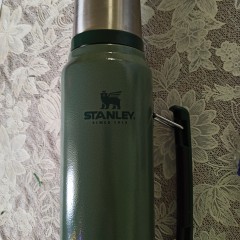 Термос STANLEY CLASSIC 1L 10-08266-001 темно-зеленый
