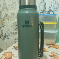 Термос STANLEY CLASSIC 1L 10-08266-001 темно-зеленый